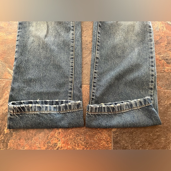 Women’s Cotton On low rise straight leg medium wash denim jean. Size 24 - Picture 13 of 13